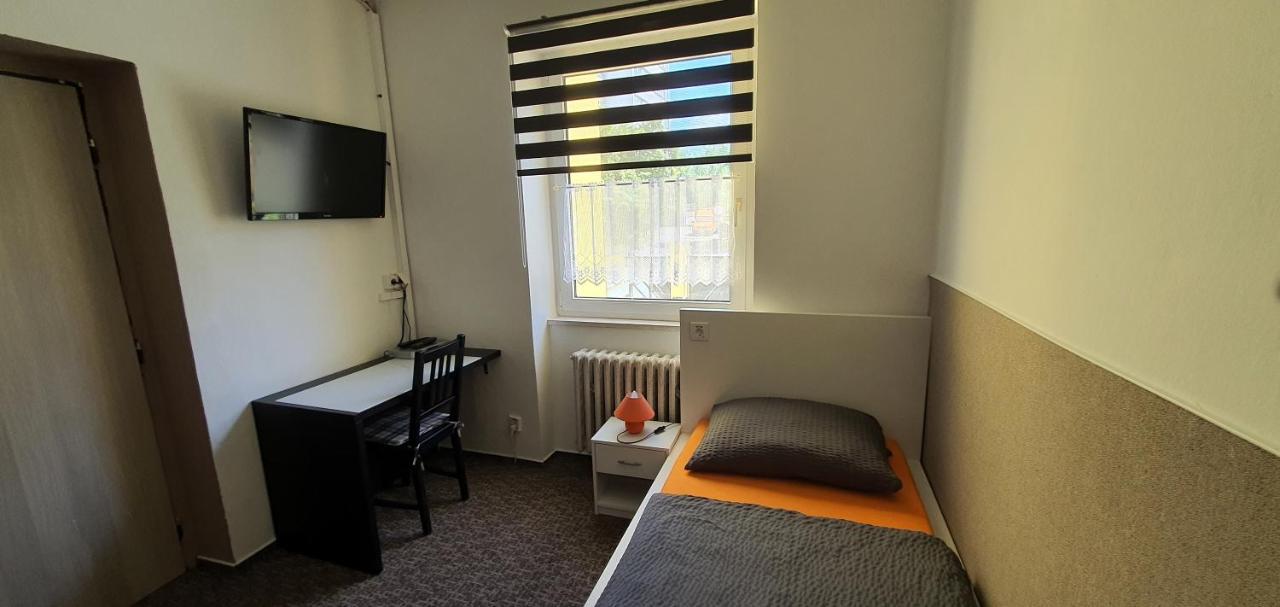 M-Tourist Hotell Praha Eksteriør bilde